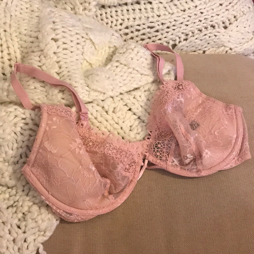 *B2G1FREE* Victoria Secret 💓 Lace Bra